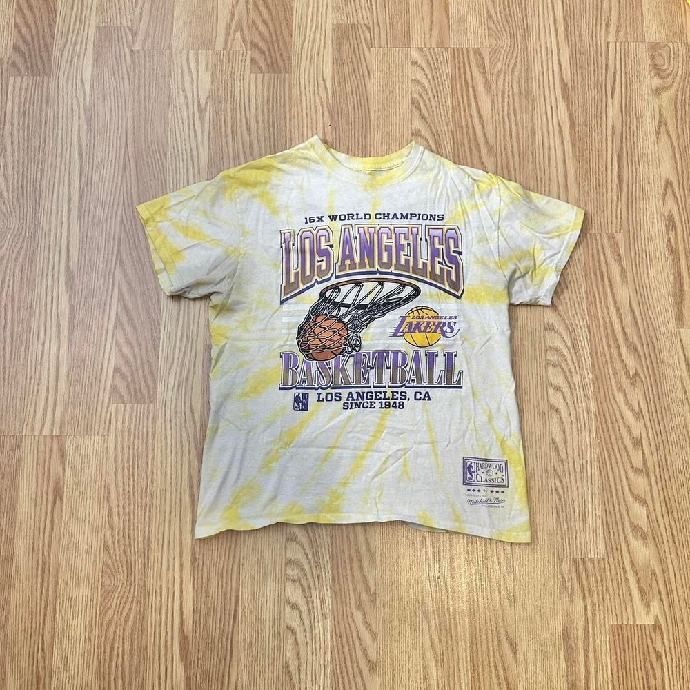 Los Angeles Lakers Shirt Size M  Yellow Acid Wash Mitchell Ness T Shirt #64